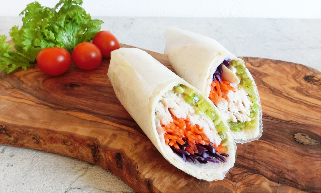 Purple cabbage and steamed chicken wrap